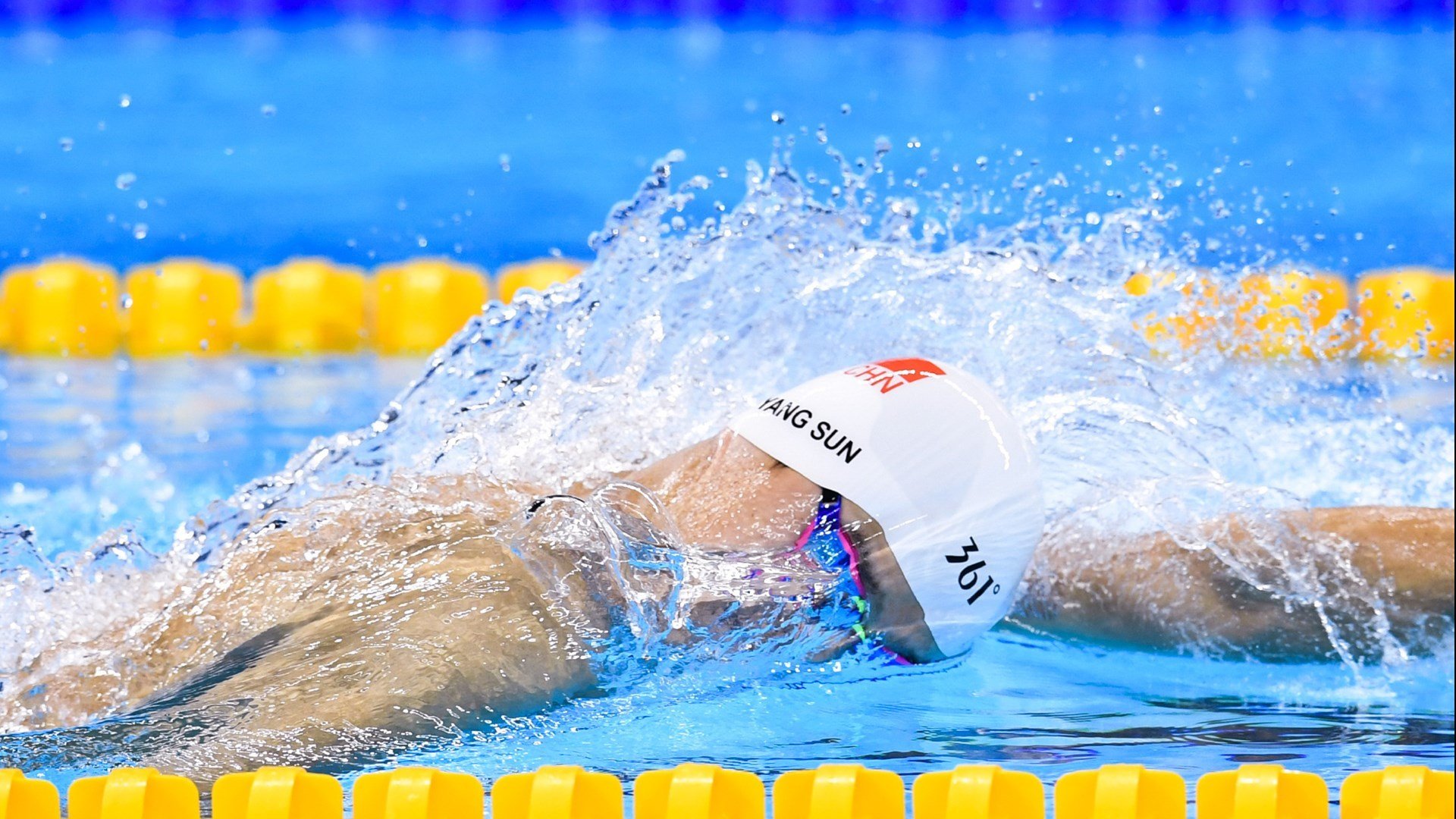 _生态户外跑:绿色环保的自然体验_,户外运动环保